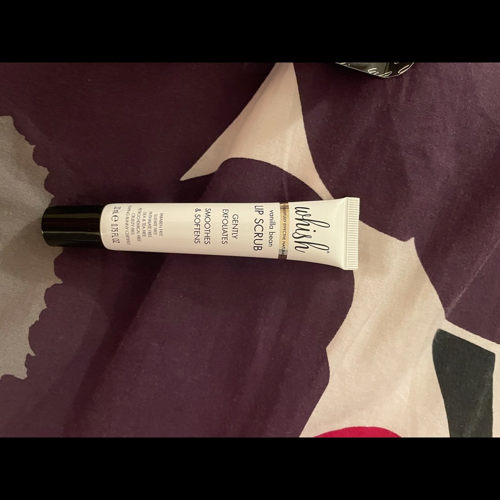 New, In Box Whish Lip Scrub